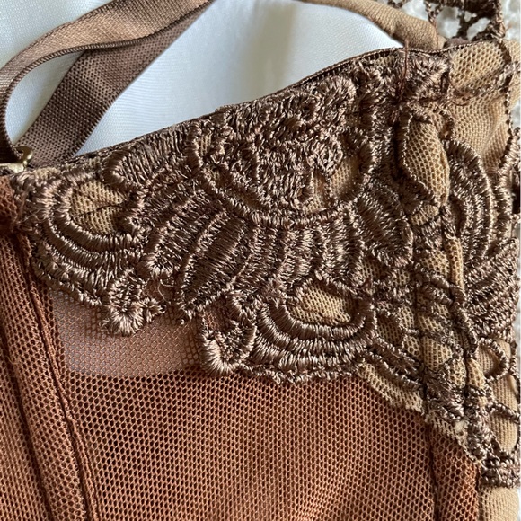 WORN ONCE! JLUXLABEL RYLEE LACE BUSTIER BRA - Picture 4 of 7